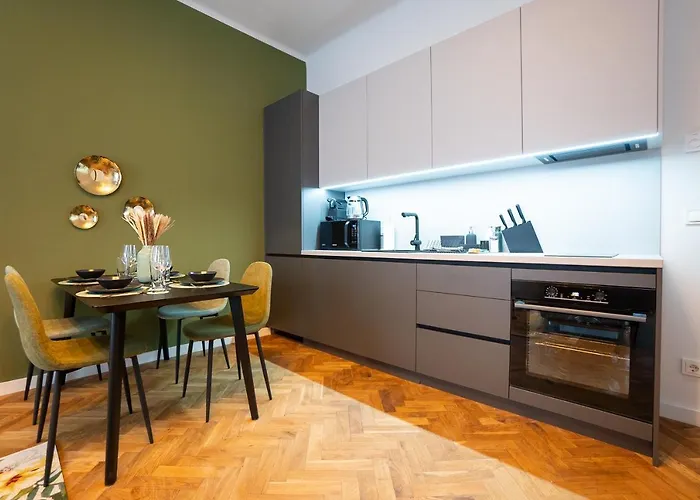 Brand New 2-room