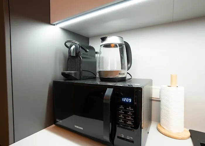 Brand New 2-room דירה
