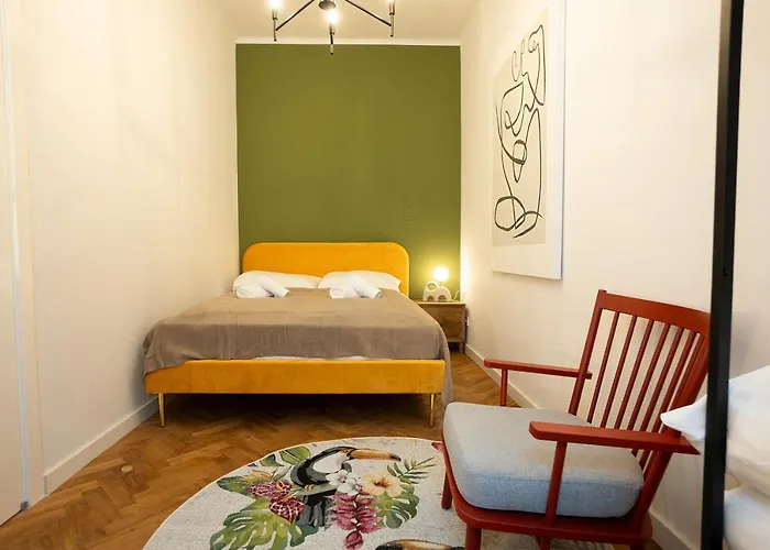 Brand New 2-room *