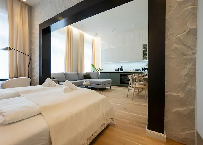 דירה Brand New 2-room
