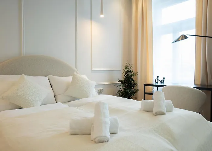 Brand New 2-room * וינה