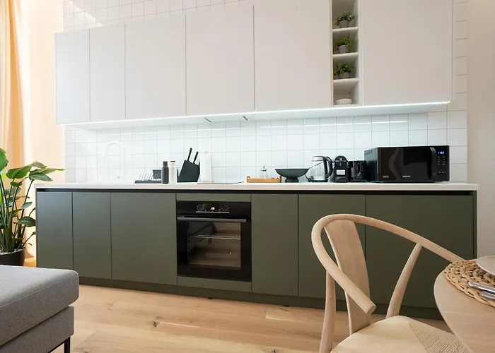 Brand New 2-room