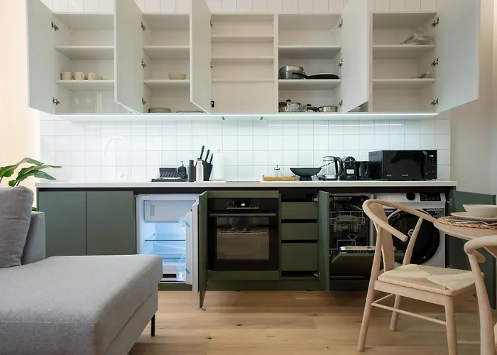 Brand New 2-room דירה