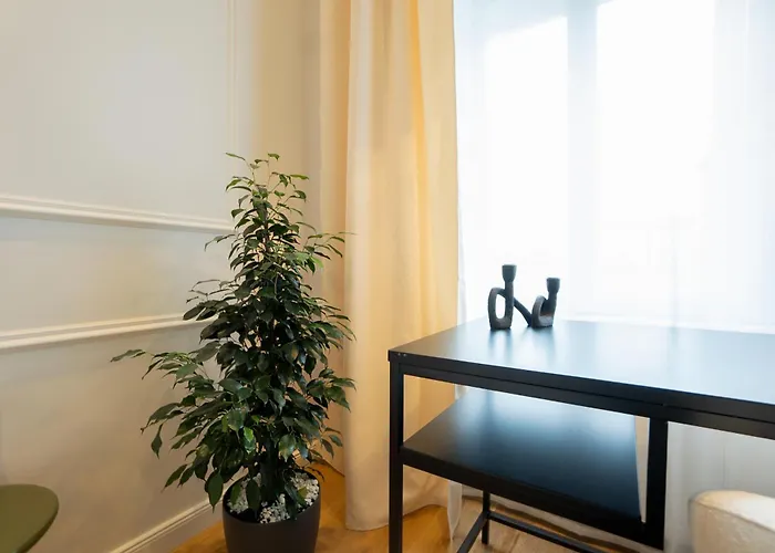Brand New 2-room