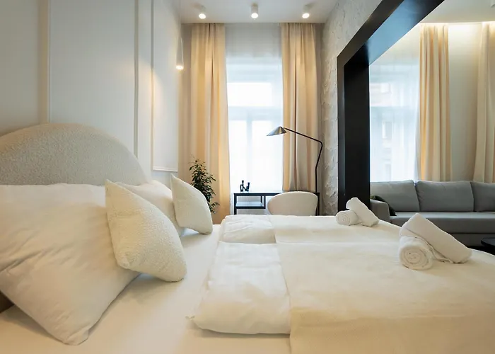 Brand New 2-room