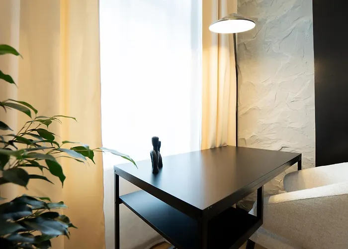 Brand New 2-room * וינה